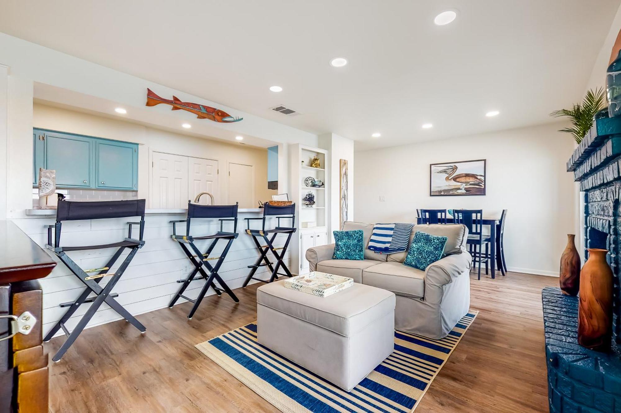 Apartment Seascape