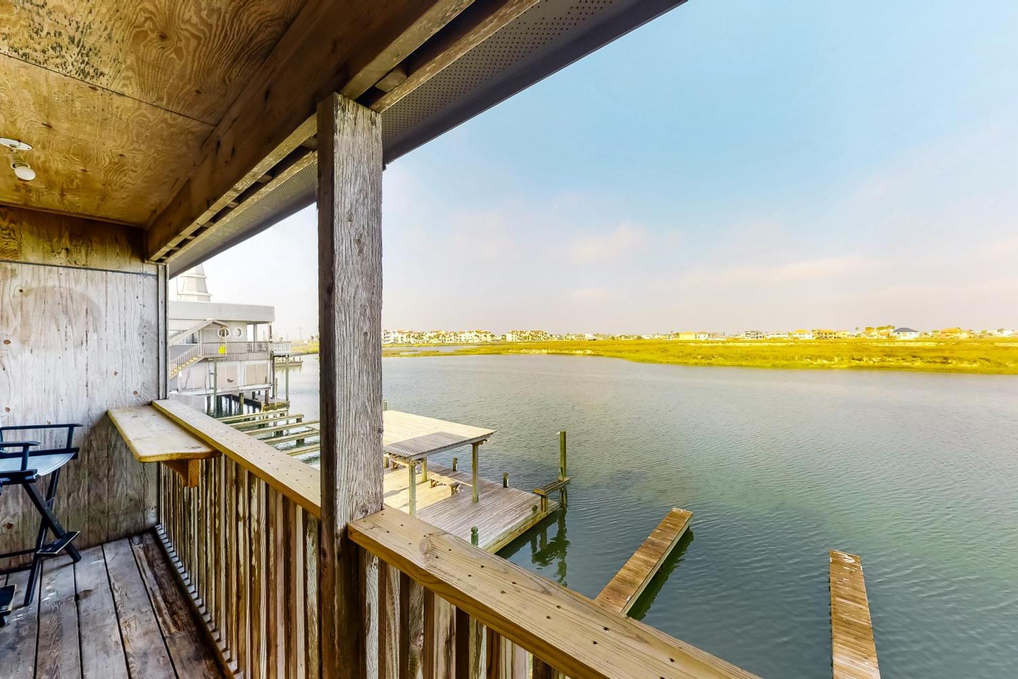 Apartment Seascape